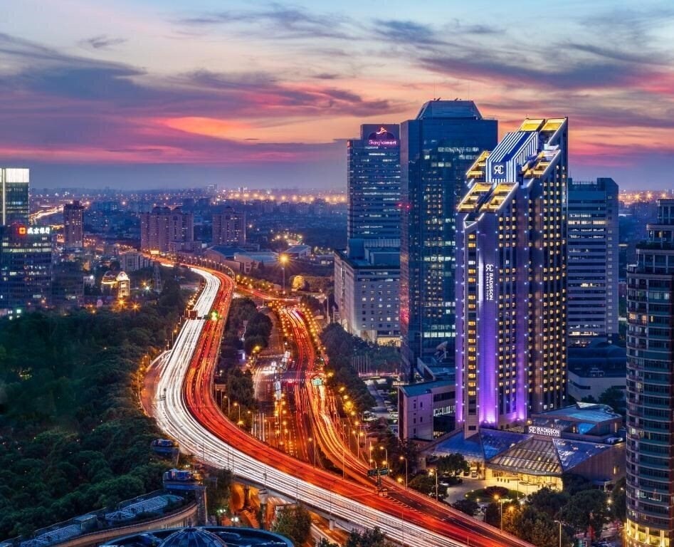 Отель Radisson Collection Hotel, Yangtze Shanghai 5*