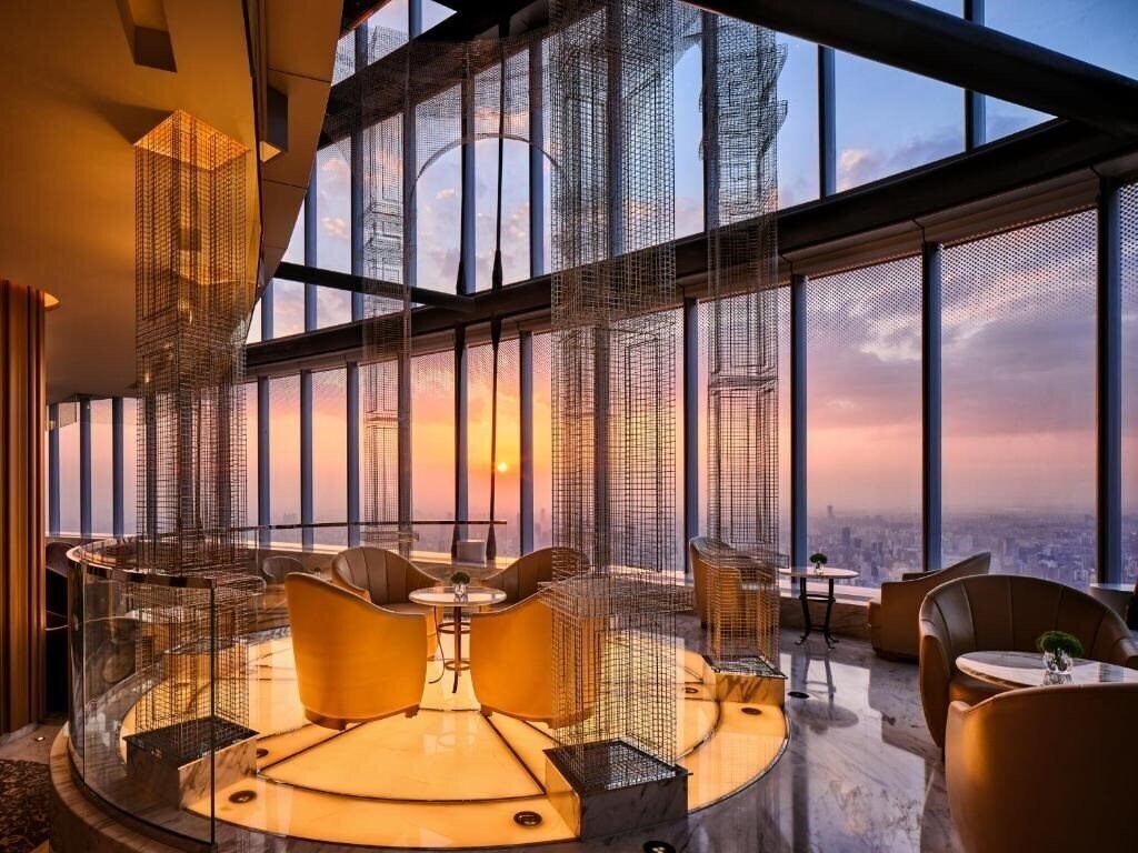 Зображення J Hotel Shanghai Tower 5*