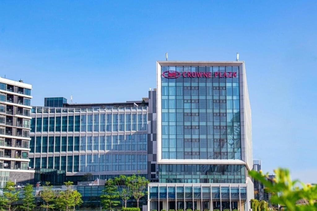 Отель Crowne Plaza Shenzhen World Exhibition & Convention Center 5*