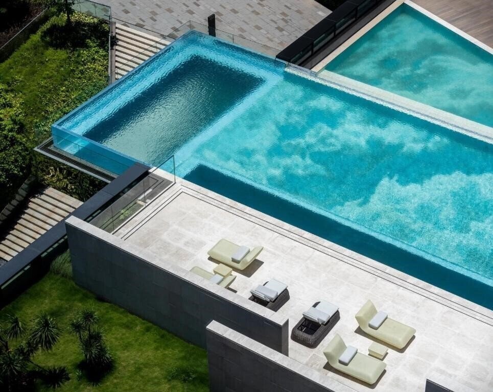 Готель Crowne Plaza Shenzhen World Exhibition & Convention Center 5*