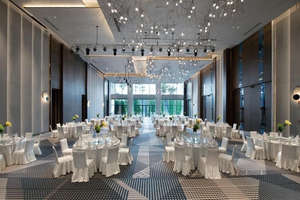 Фотографія Crowne Plaza Shenzhen World Exhibition & Convention Center 5*