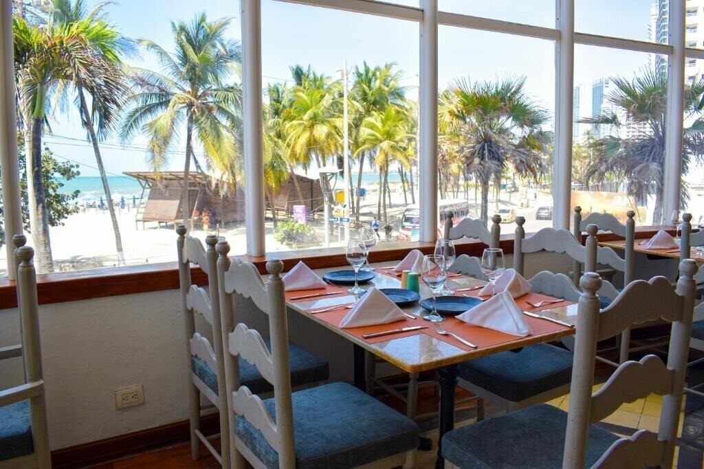 Фотографія Almirante Cartagena 4*