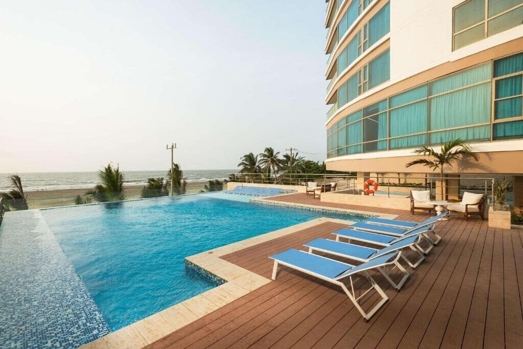 Отель Radisson Cartagena Ocean Pavillion 4*