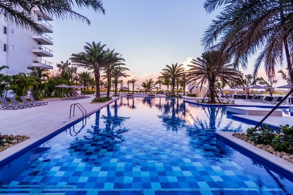 Отель Dreams Karibana Cartagena 5*