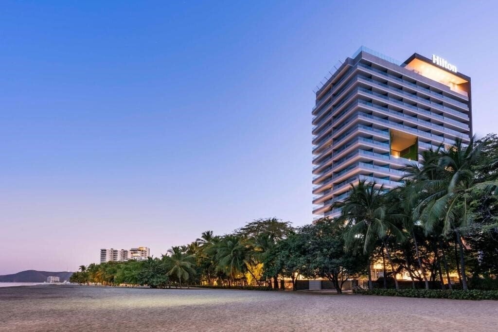 Отель Hilton Santa Marta 5*