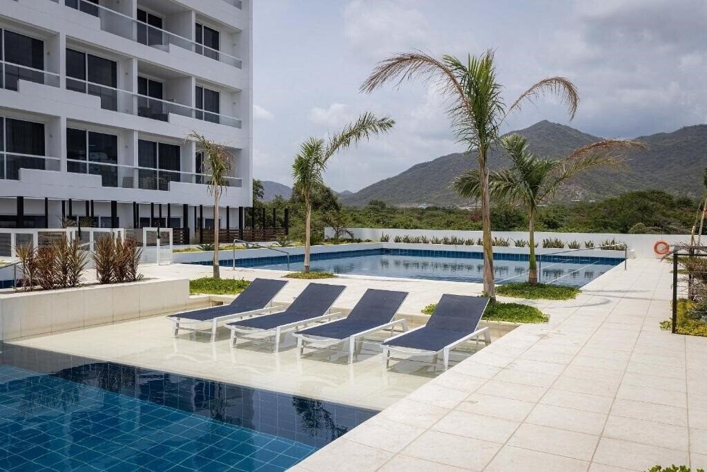 Готель Porto Horizonte 4*