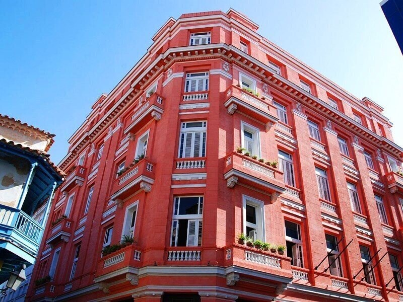 Готель Ambos Mundos 4*