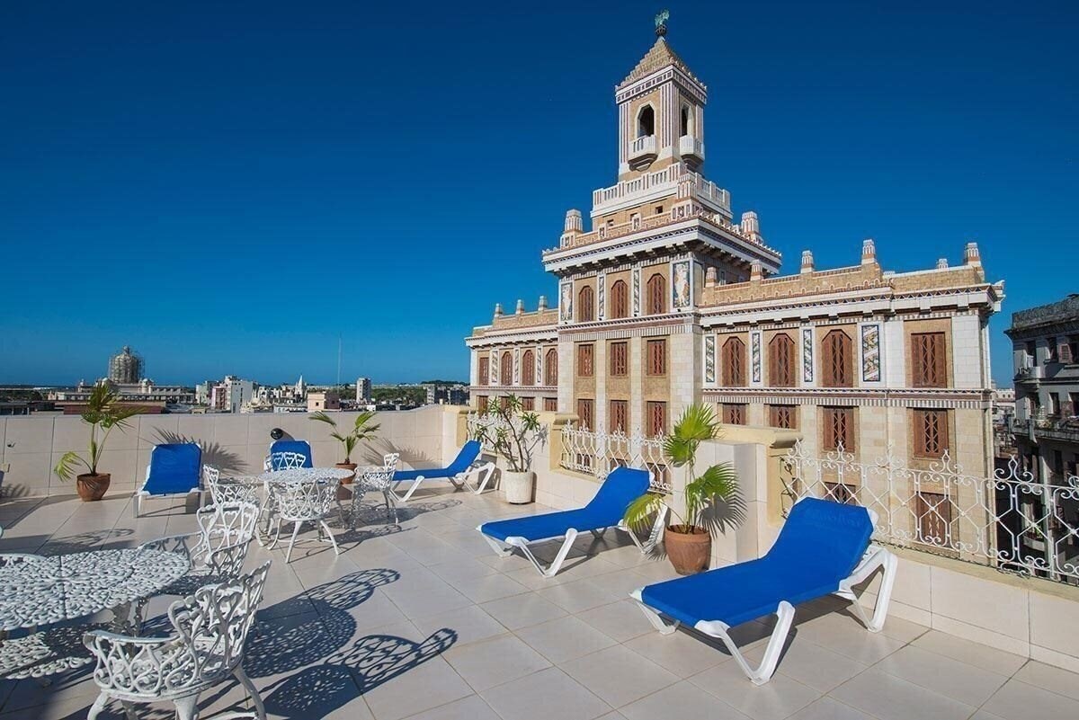 Отель Gran Caribe Hotel Plaza 4*