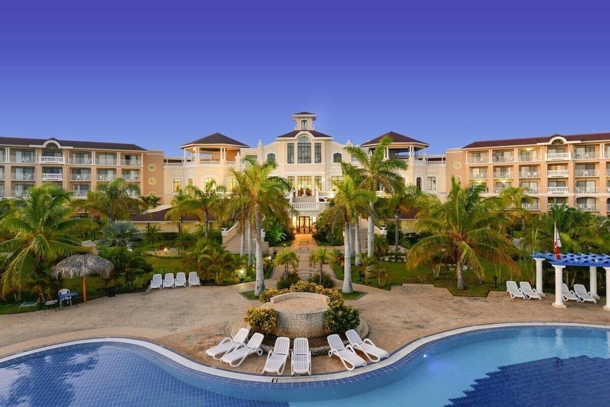 Готель Iberostar Laguna Azul 5*