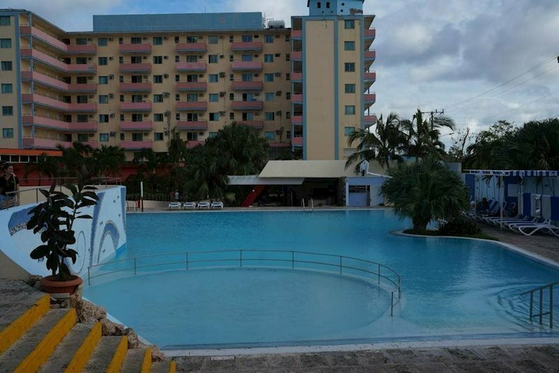 Отель Gran Caribe Sunbeach 3*