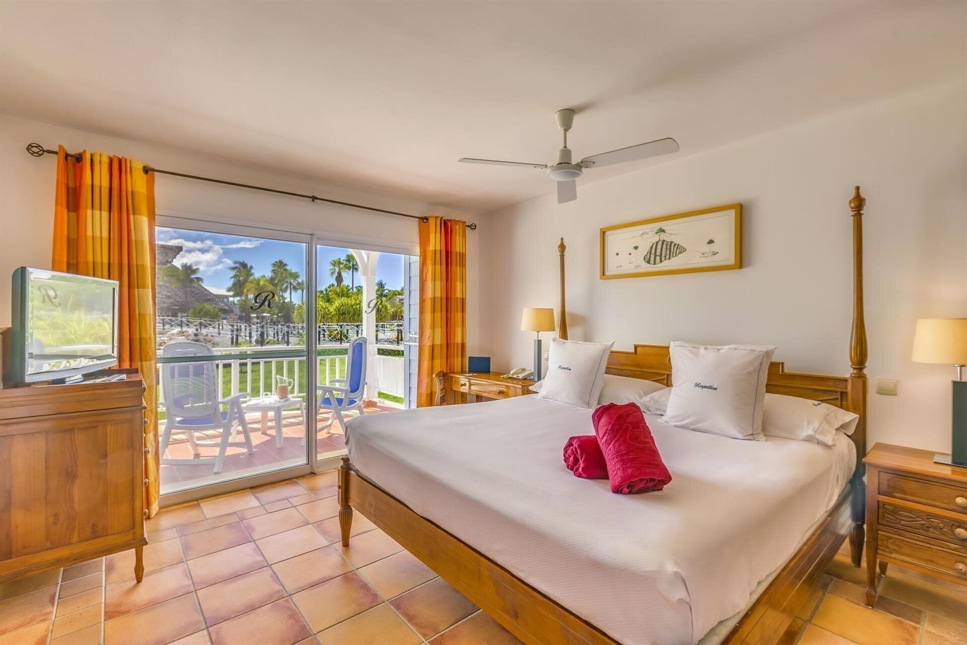 Готель Royalton Hicacos 5*