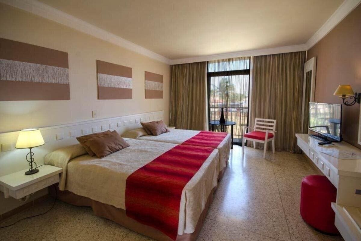 Фото Roc Barlovento 4*