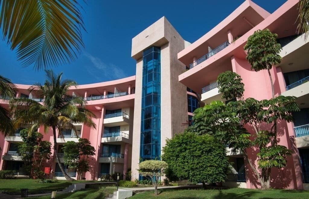 Фото Playa De Oro-Gran Caribe 4*