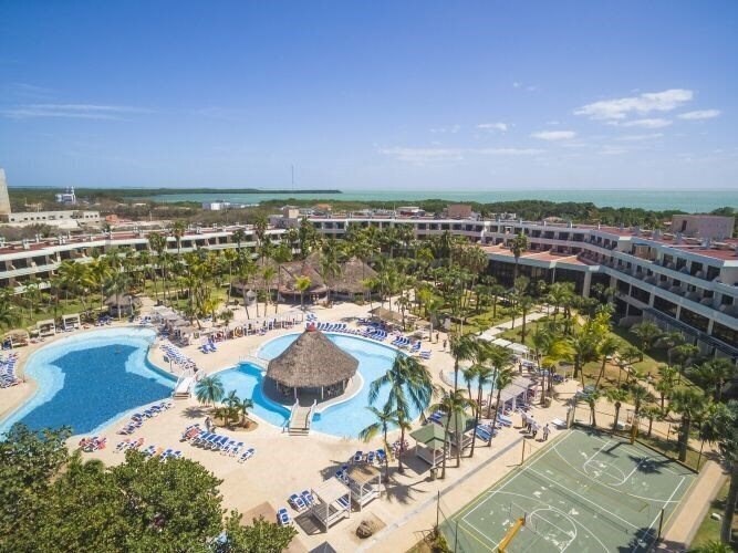Готель Sol Palmeras 4*