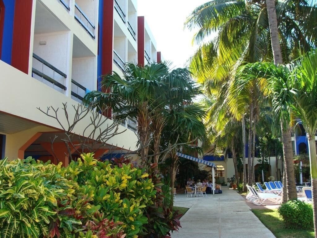 Фото Club Tropical 3*