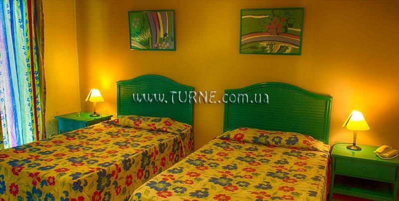 Готель Islazul Los Delfines 3*