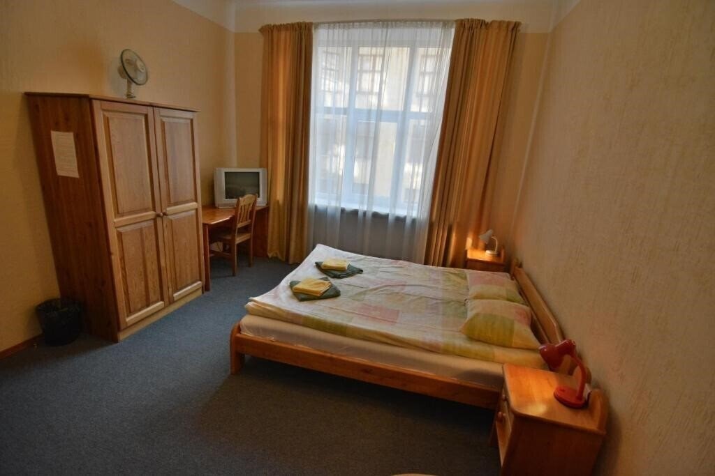 Готель Hotel Multilux 3*