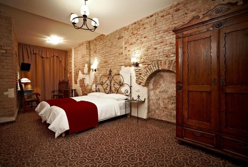 Фото JUSTUS 4*