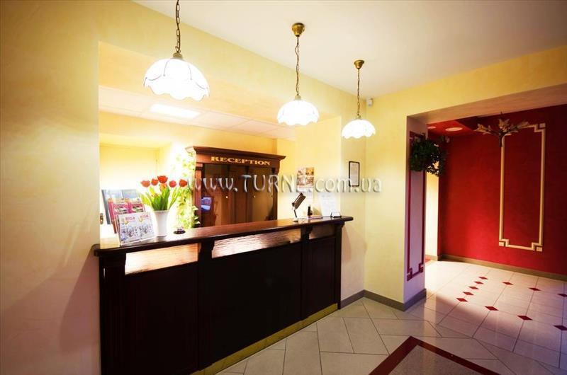 Готель Hotel Apalenis 2*