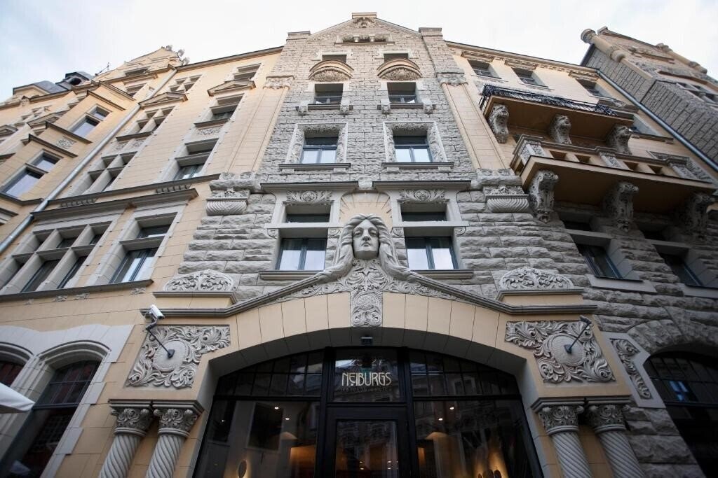 Готель Neiburgs 4*