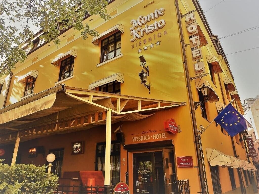 Готель Monte Kristo Hotel 4*