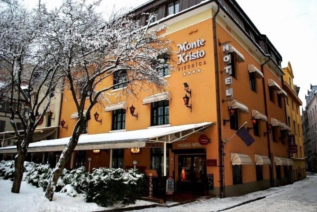 Готель Monte Kristo Hotel 4*