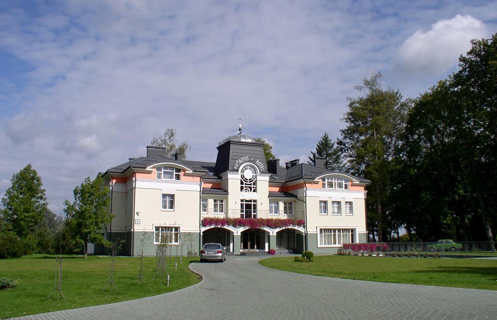 Готель Violeta 4*