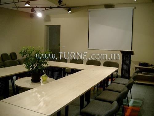 Готель Apple Economy 2*