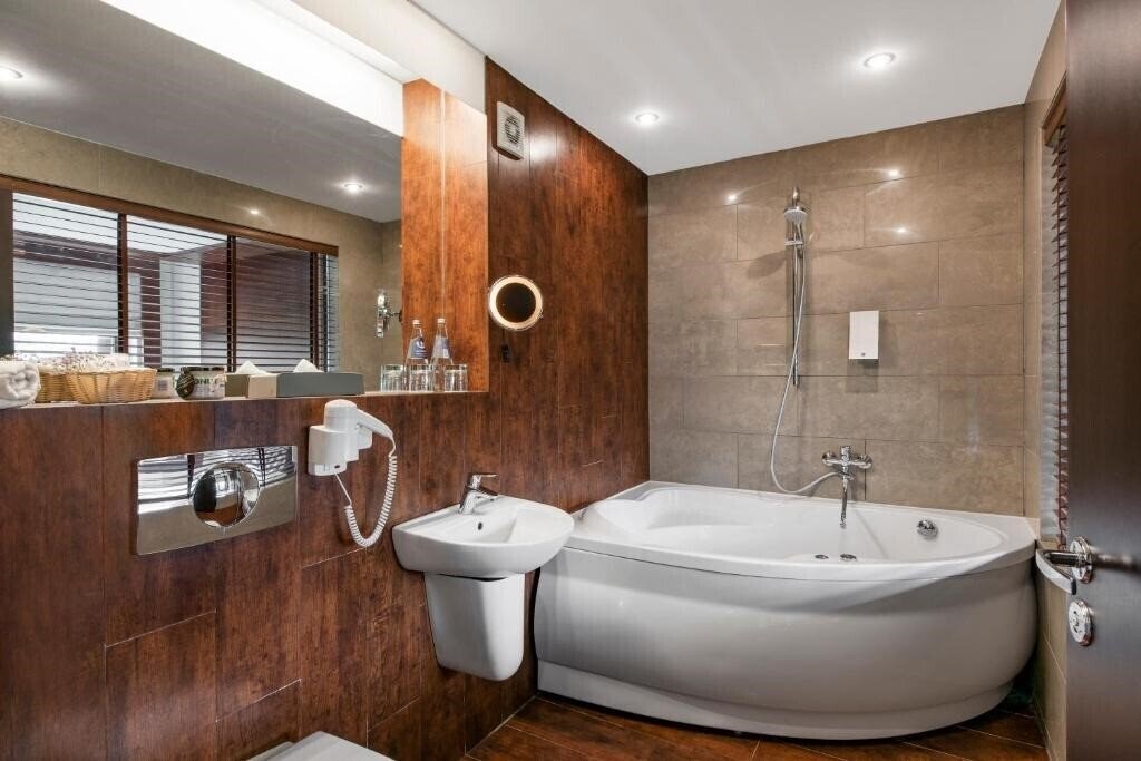 Фото Amberton Klaipeda 4*