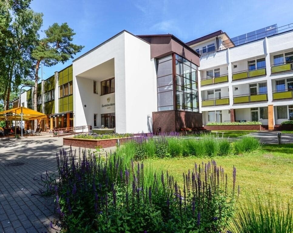 Отель Palangos Zuvedra 3*