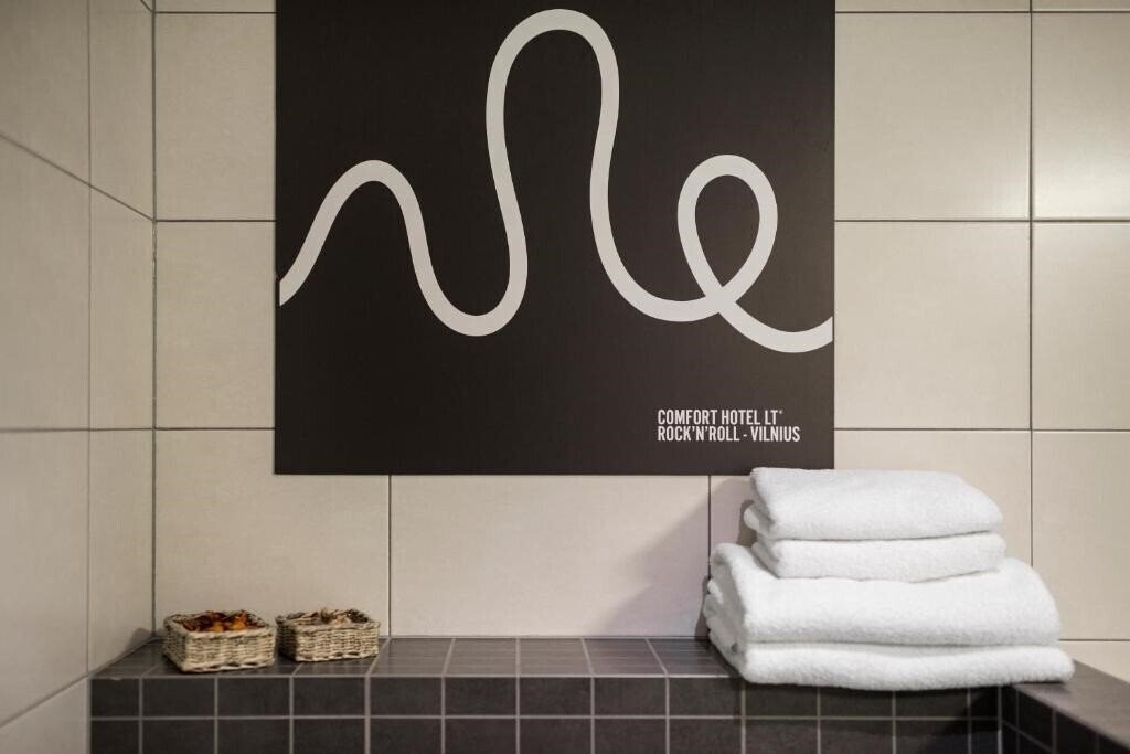 Фото Comfort Hotel Lt 3*