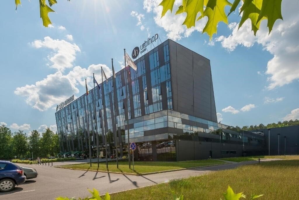 Отель Urbihop 3*