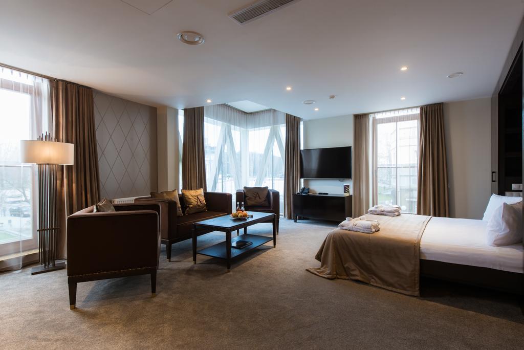 Изображение Amberton 4*