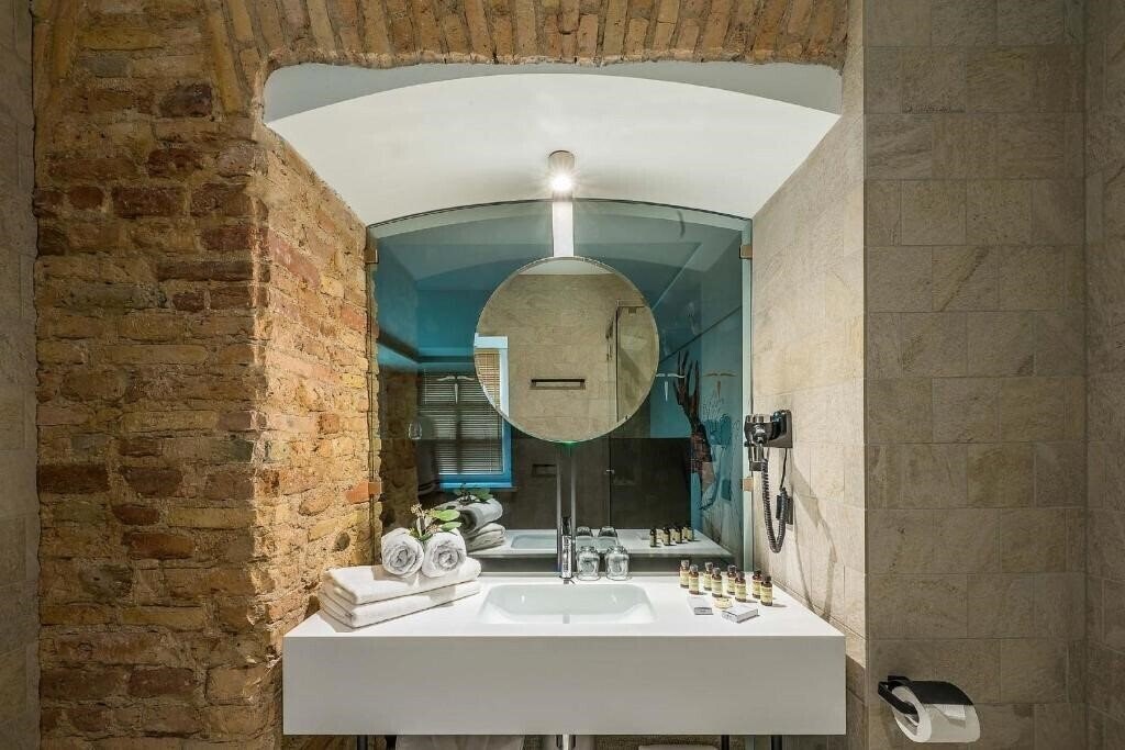 Картинка Artagonist Art Hotel 4*