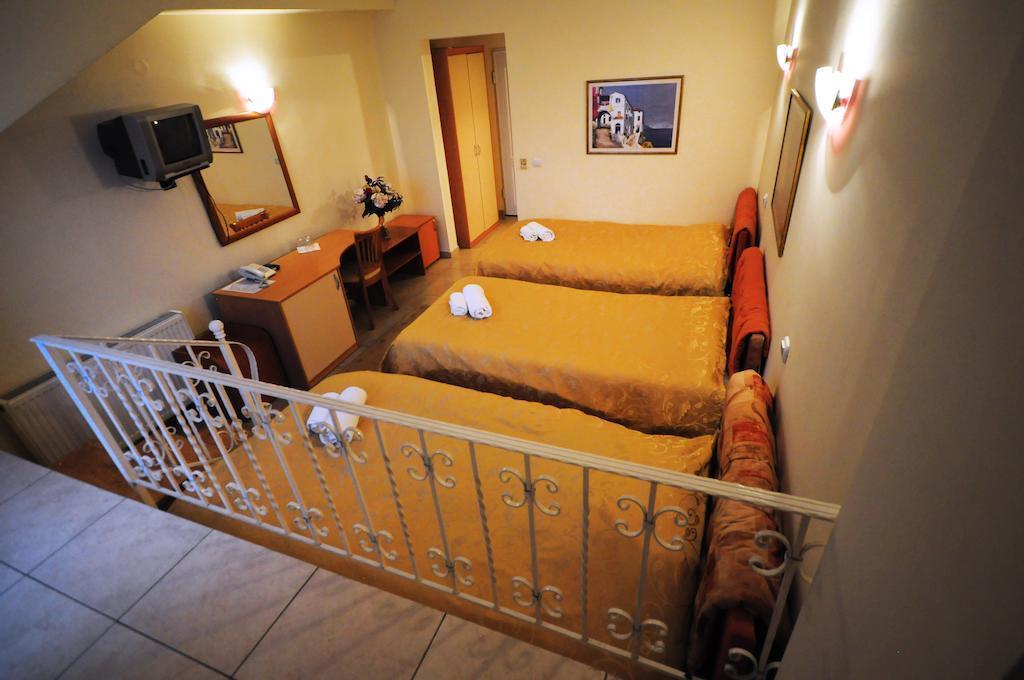 Фотографія Vip Hotel 3*