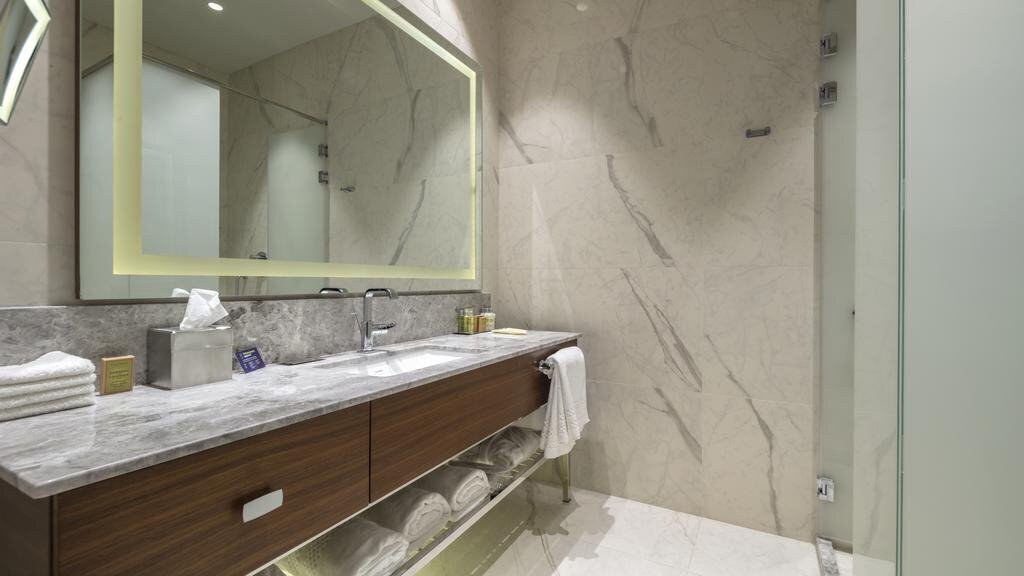 Фотографія Double Tree By Hilton 5*