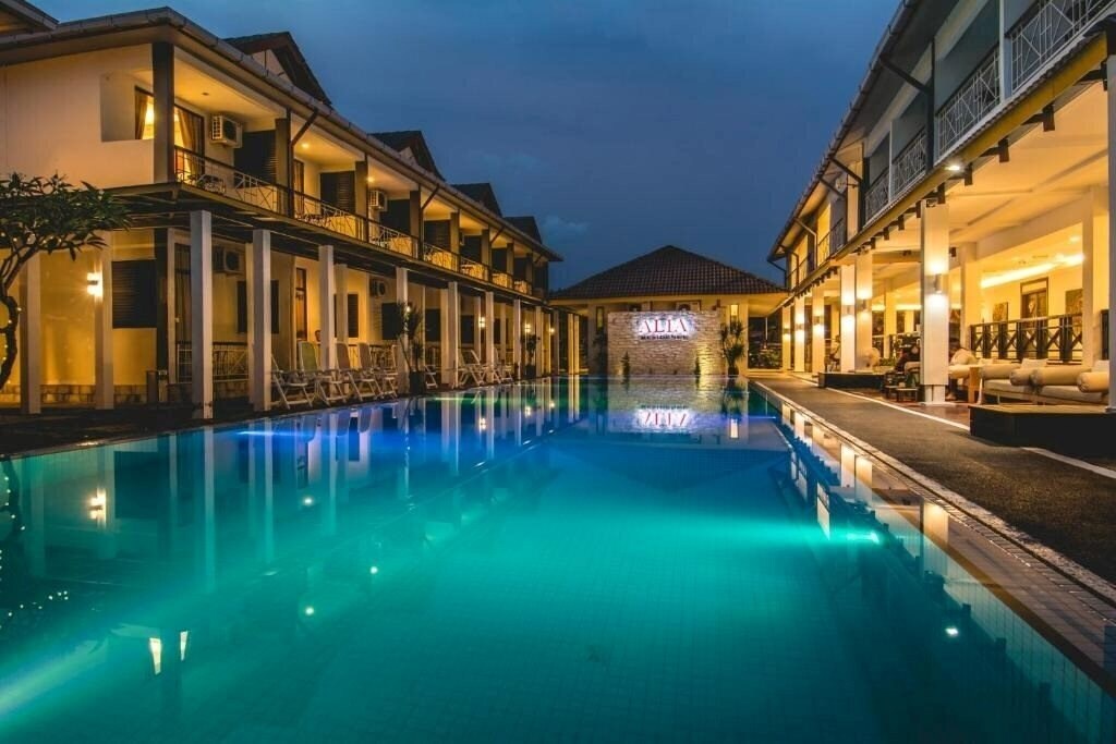 Готель Alia Residence Business Resort 3*