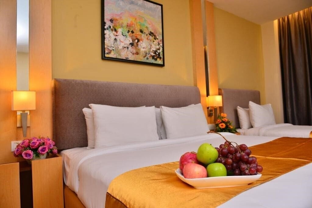 Отель Metro Hotel Bukit Bintang 3*