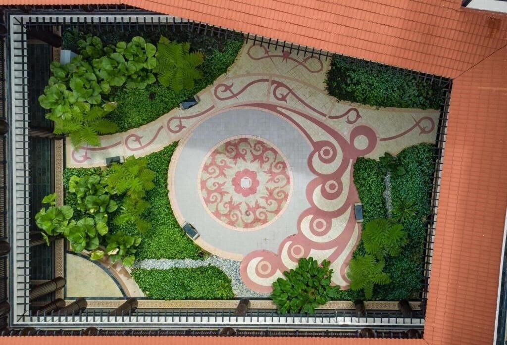 Фотографія DoubleTree by Hilton Putrajaya Lakeside 5*