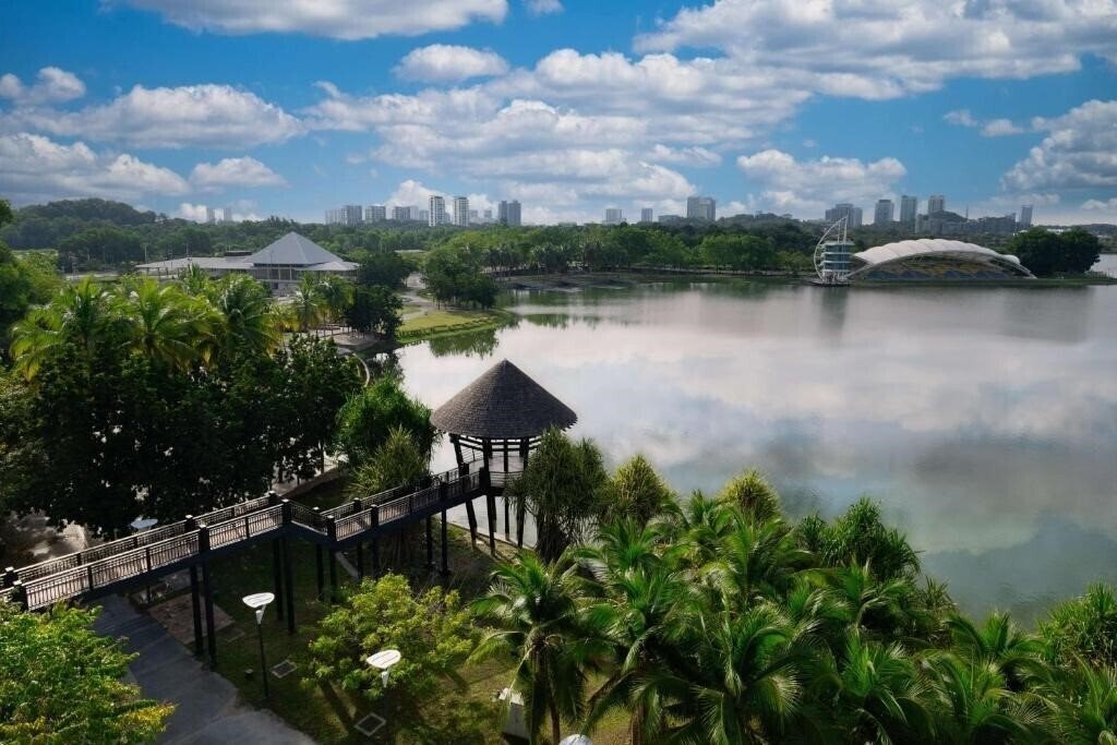 Картинка Pullman Putrajaya Lakeside 5*