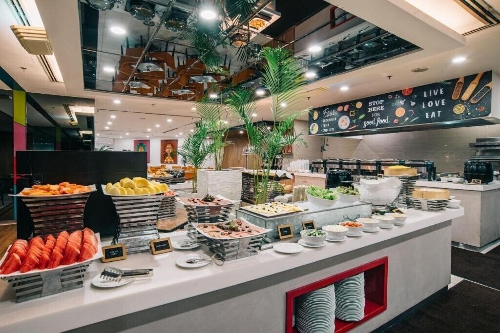 Фотографія Oakwood Hotel & Residence Kuala Lumpur 4*