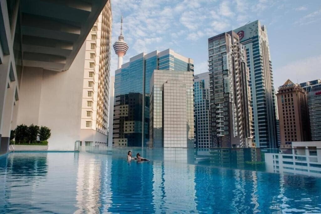 Отель Ramada Suites By Wyndham Klcc 4*