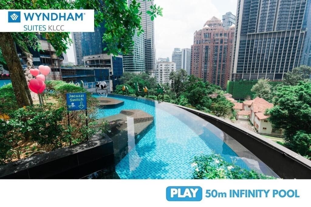 Отель Wyndham Suites Klcc 4*