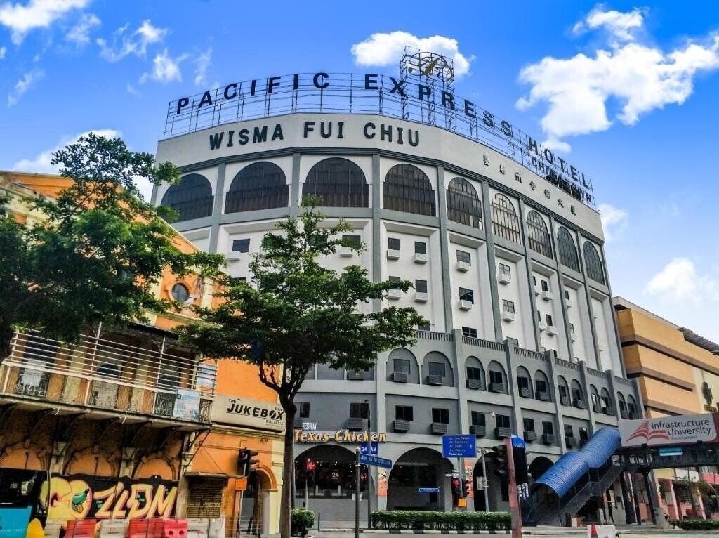 Готель Pacific Express Hotel Chinatown 3*