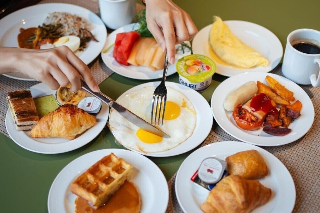Фотографія Four Points by Sheraton Chinatown 4*