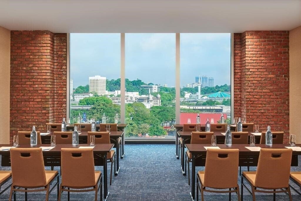 Картинка Four Points by Sheraton Chinatown 4*