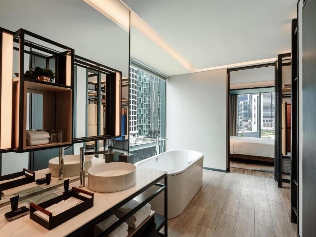 Фотографія Hyatt Centric City Centre Kuala Lumpur 5*