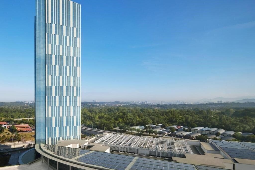 Готель Le Meridien Putrajaya 4*