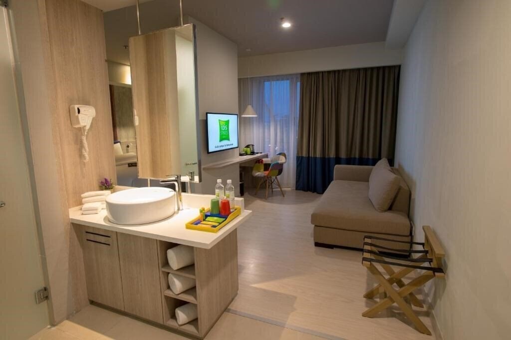 Картинка Ibis Styles Sri Damansara 3*