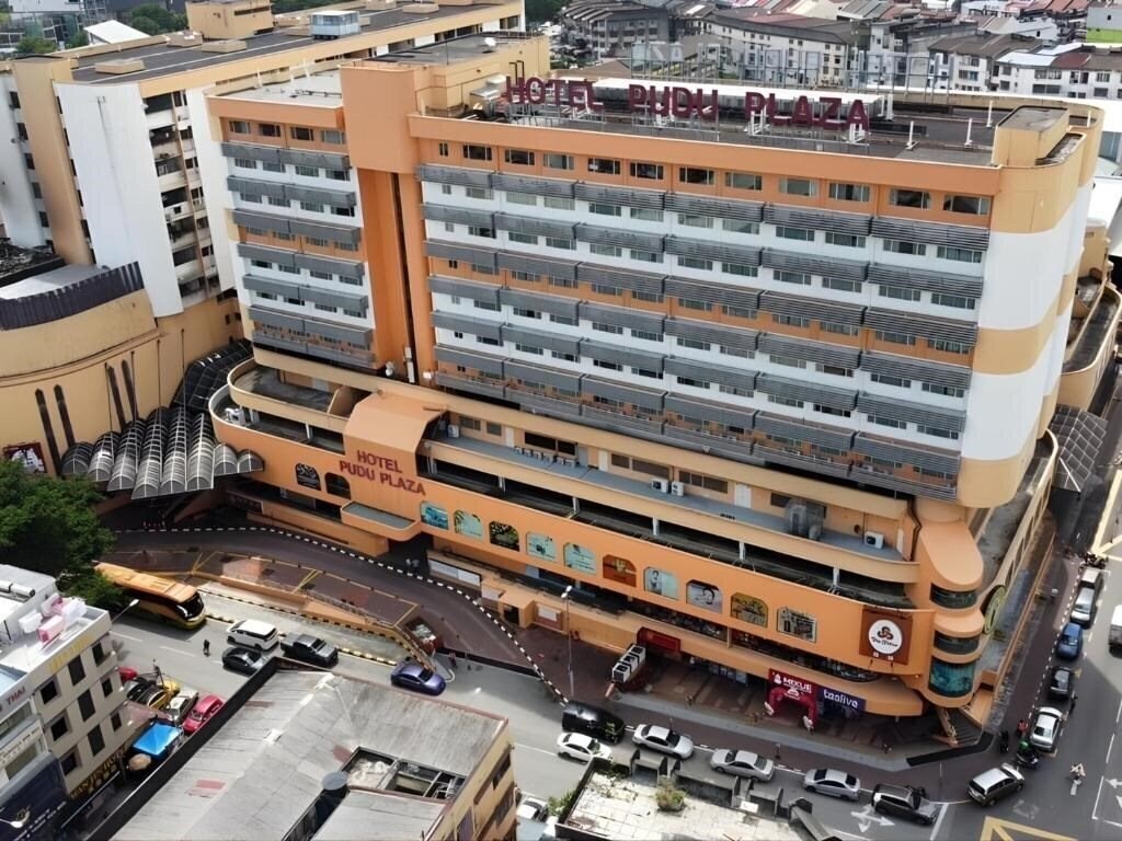 Отель Seeds Hotel Premier Pudu Plaza 3*